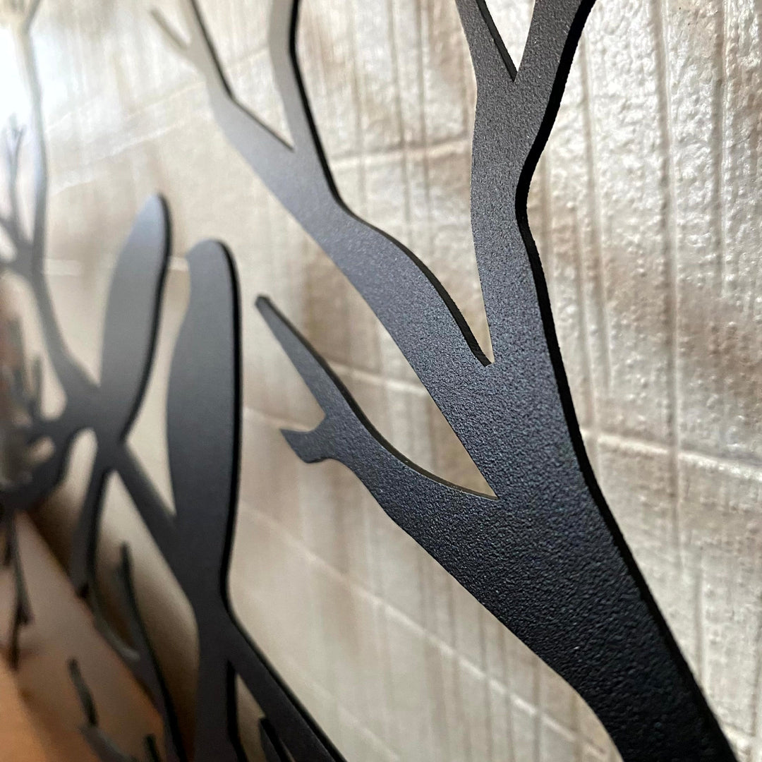 Dekoracja ścienna z metalu – Elegancki design ptaka na gałęzi