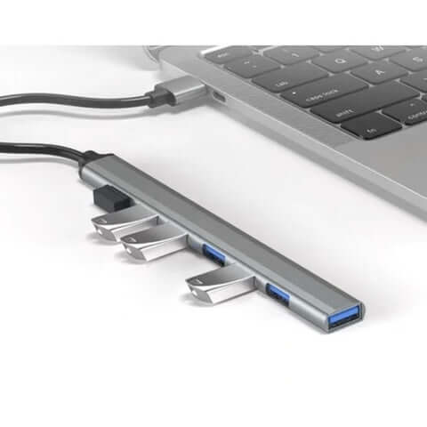 7-Portowy Hub USB w Aluminium – USB 3.2 Szybkie Ładowanie i Funkcja Plug-and-Play