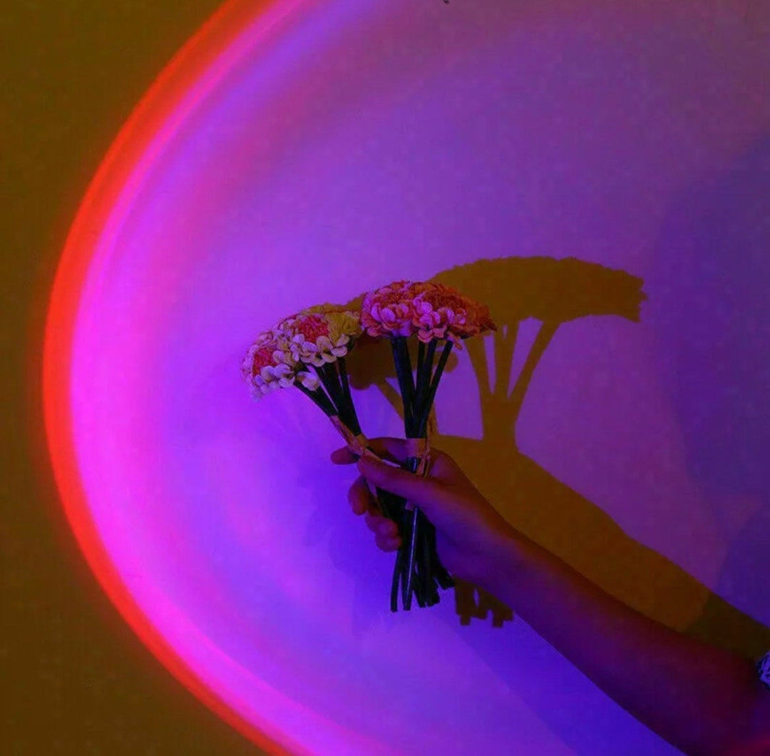 SolAura 15-kolorowa lampa projektorowa zachodu słońca dla relaksującej atmosfery