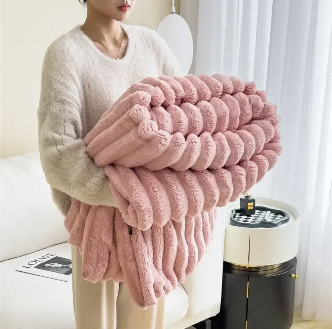 CozyCloud Luksusowy Koc – Miękki, Ciepły i Stylowy