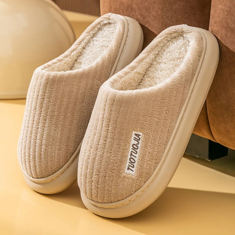 Kapcie z pianki memory foam Fluffiga
