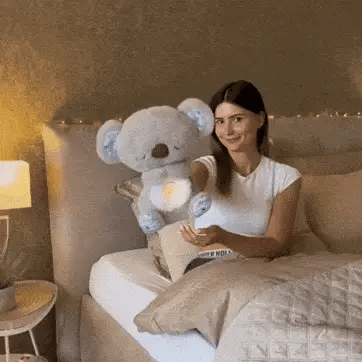 Trendujący Koala i Stitch z kojącym oddechem i muzyką