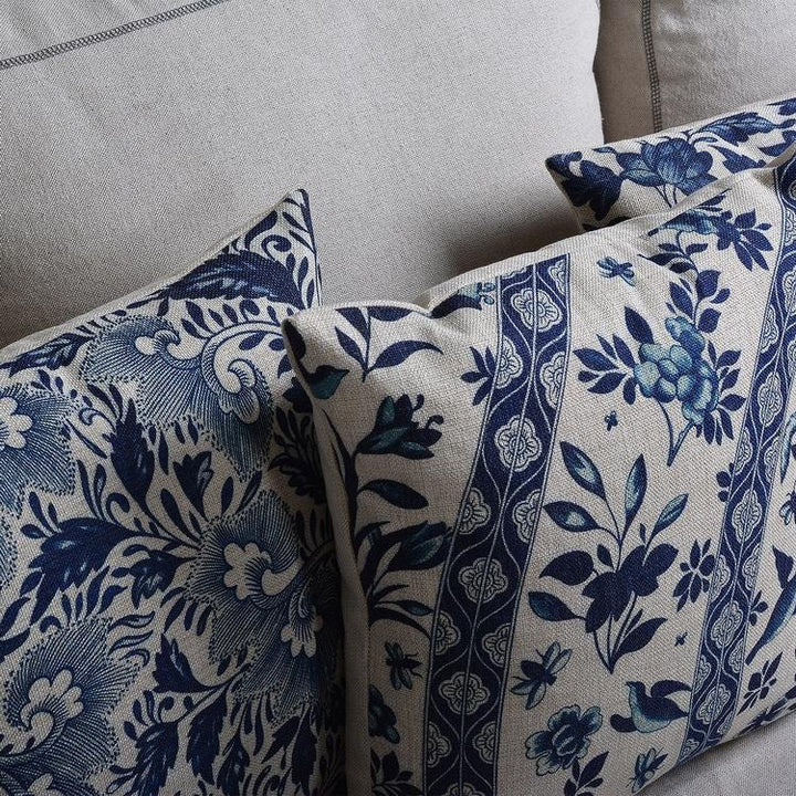 Carvallo Blue – Luksusowa Poszewka na Poduszkę z Tradycyjnym Chińskim Wzorem Porcelany