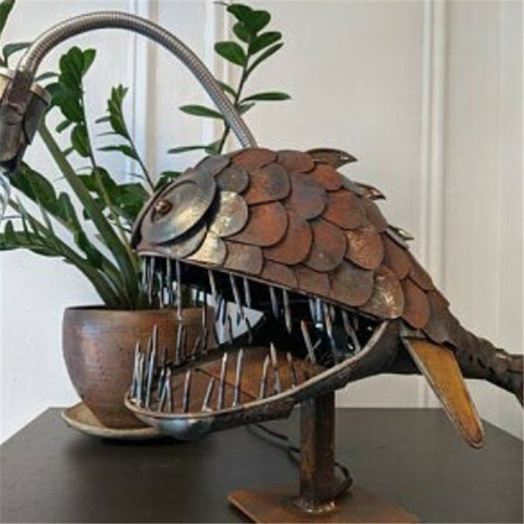 Lampka LED Royallure Angler Fish – Nocna lampka USB do ekscentrycznego wystroju wnętrz