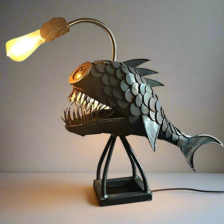 Lampka LED Royallure Angler Fish – Nocna lampka USB do ekscentrycznego wystroju wnętrz