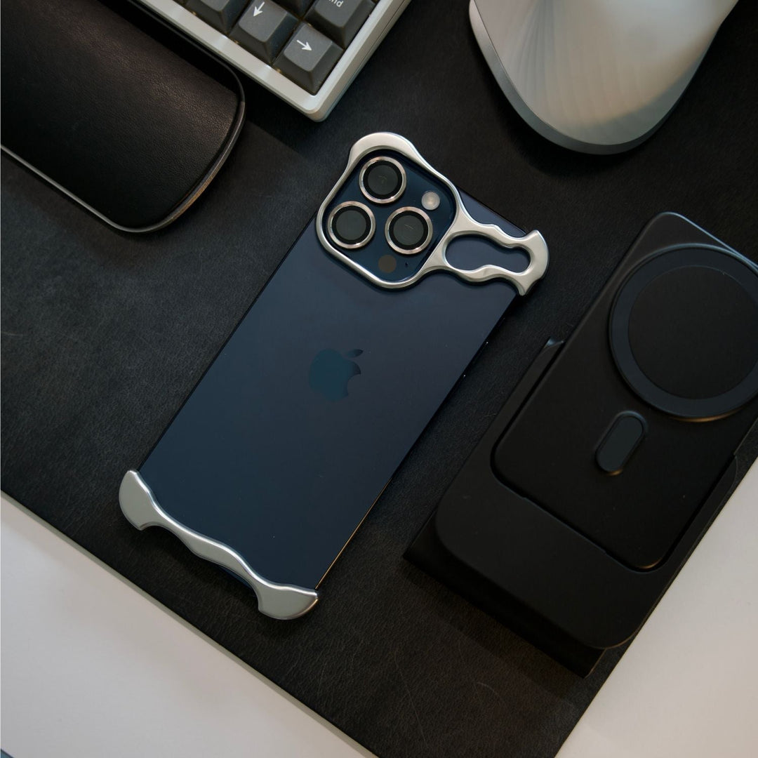 Etui na telefon komórkowy o smukłym minimalistycznym designie
