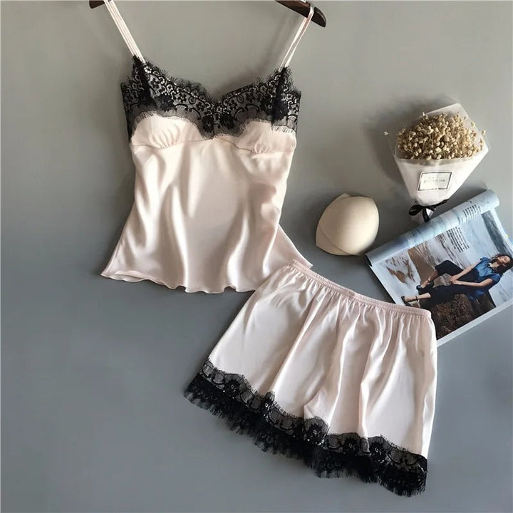Zestaw satynowej bielizny nocnej z dekoltem w serek dla kobiet
